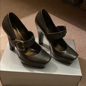 Jessica Simpson heels